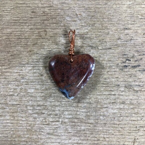 Small Red Mottled Jasper Necklace Pendant - Picture 1 of 6